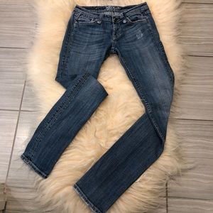 Miss me low rise skinny jeans SZ 27 fits like a 25